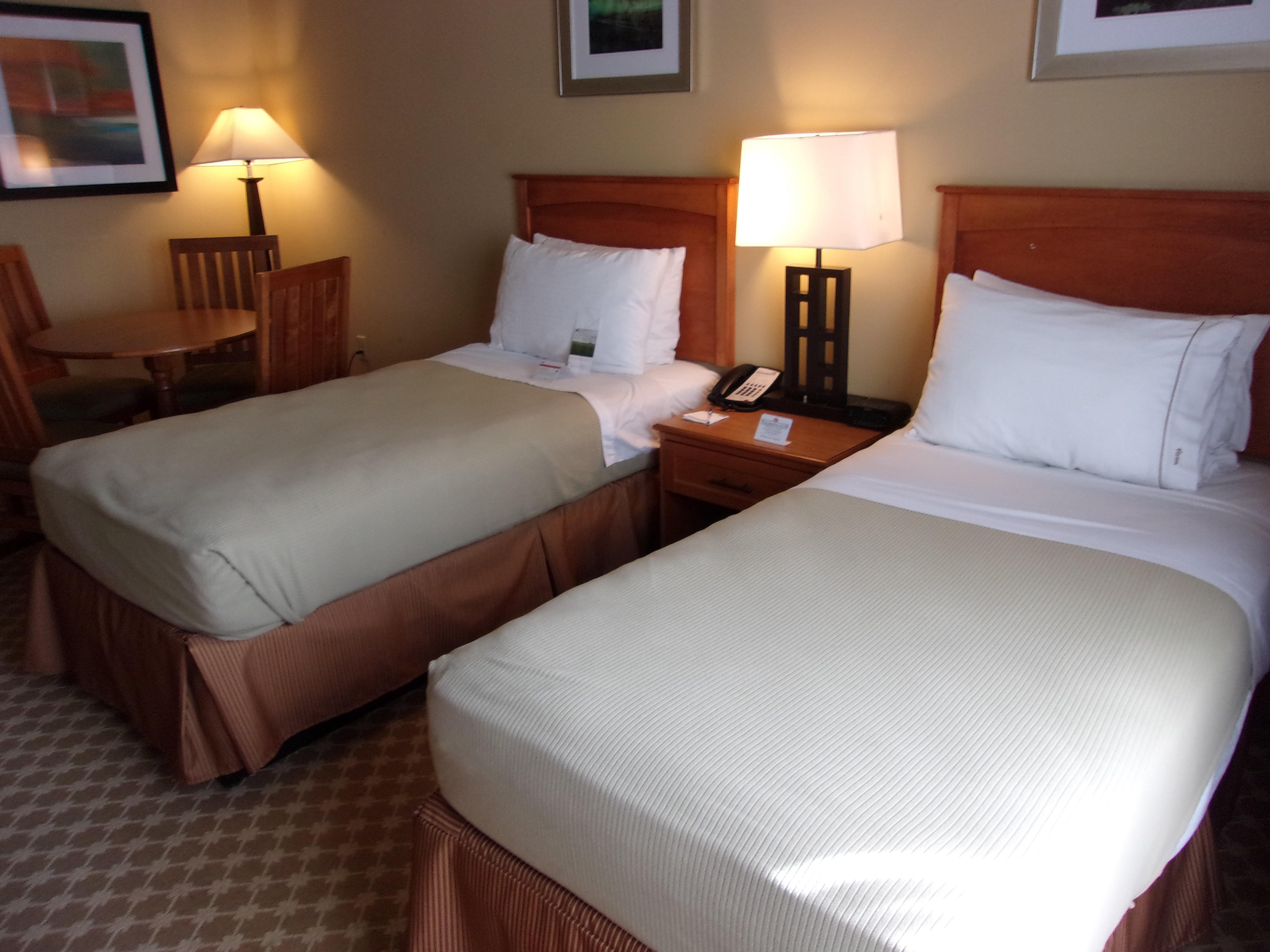 Holiday Inn Express Hotel & Suites Chicago West Roselle, An Ihg Hotel מראה חיצוני תמונה